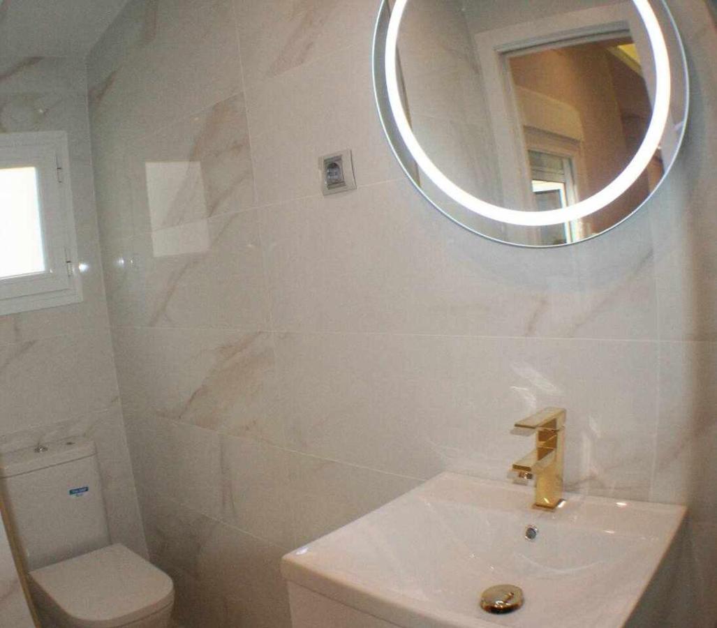 Apartamento Con Terraza Centrico Moderno Nuevo Madrid Exteriör bild